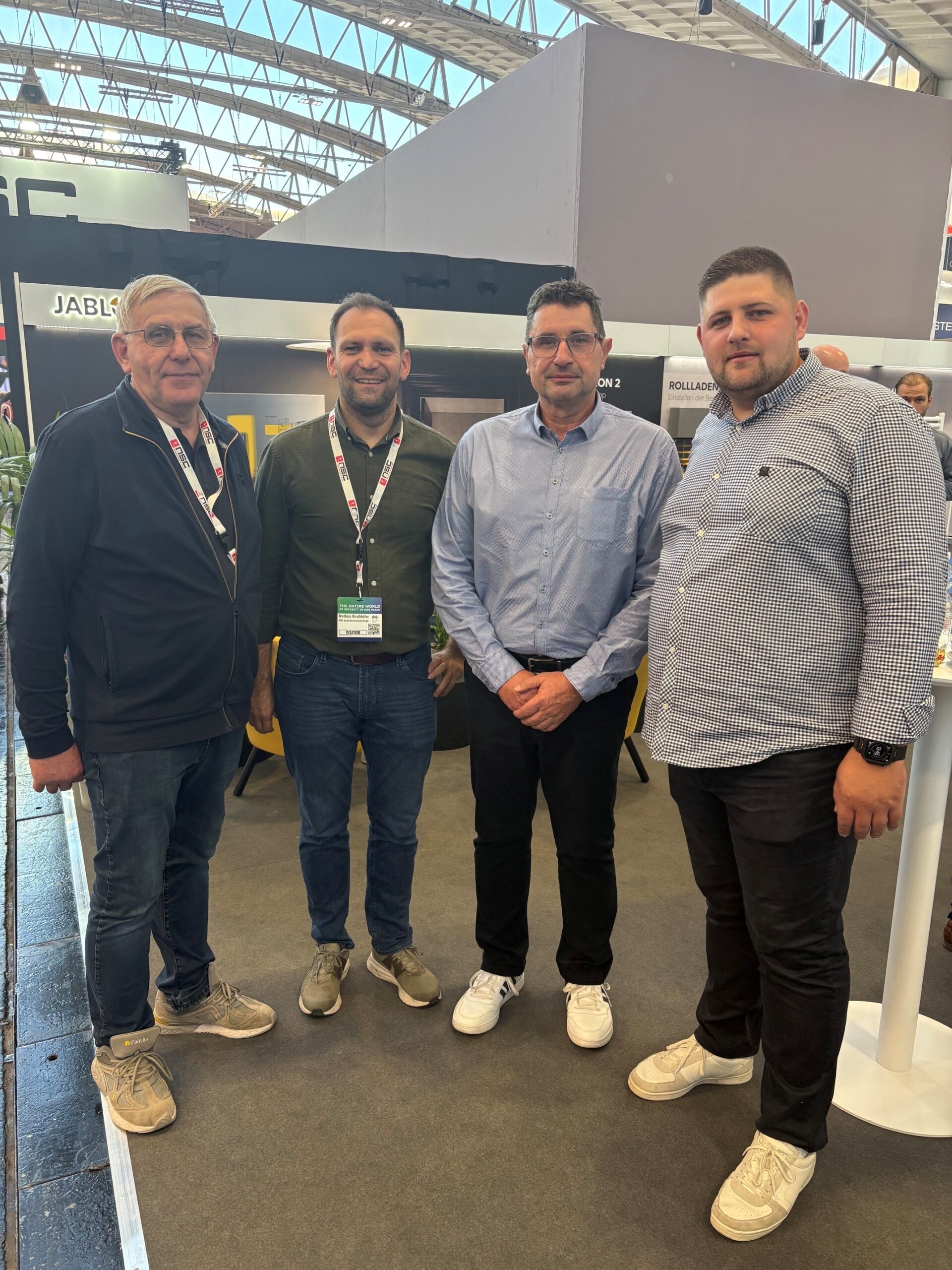 Besuch am JABLOTRON Messestand auf der Security Essen 2026